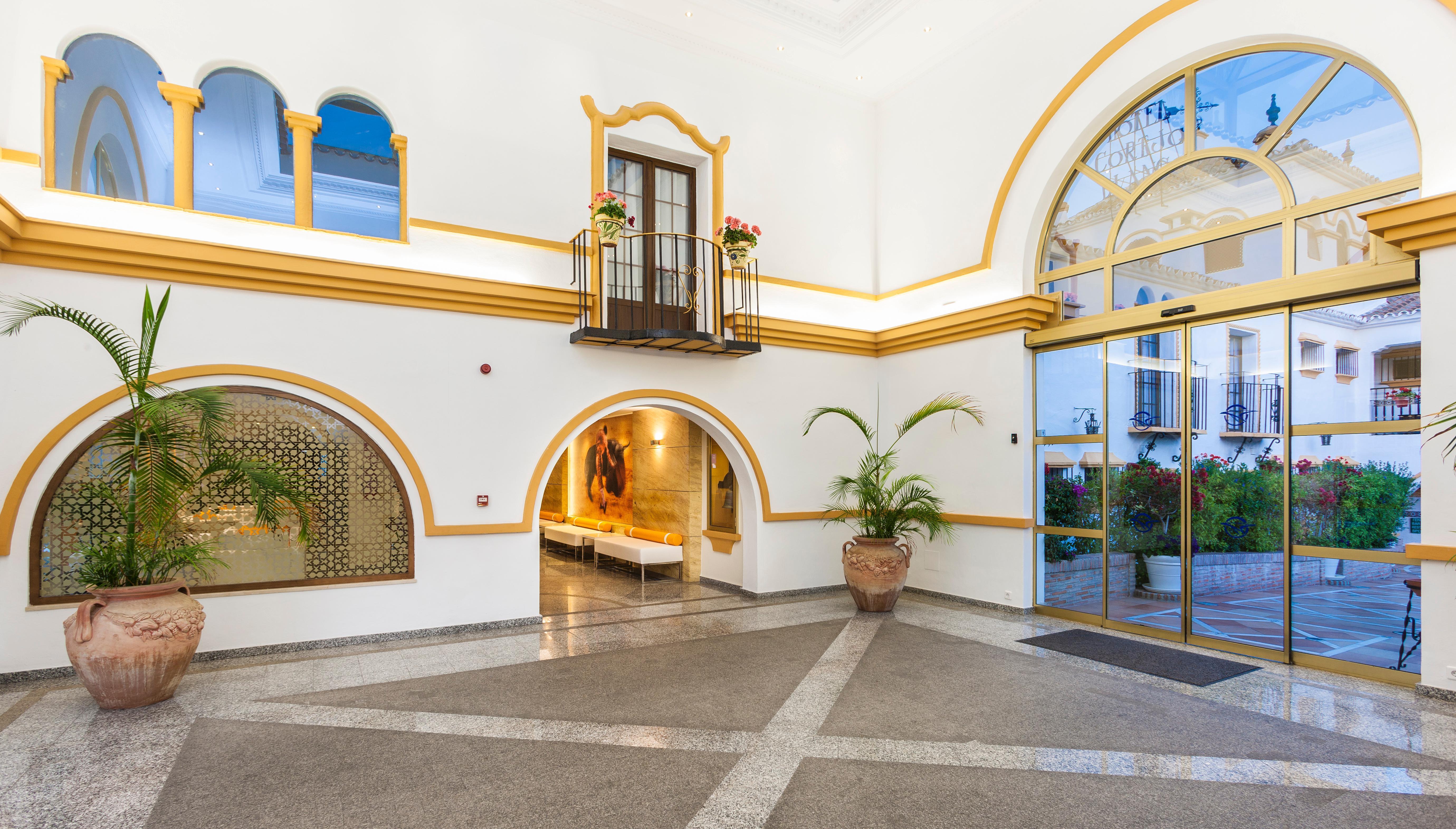Отель Globales Cortijo Blanco Марбелья Экстерьер фото