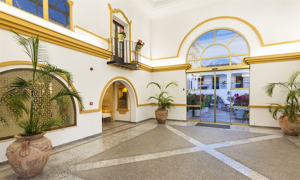 Отель Globales Cortijo Blanco Марбелья Экстерьер фото